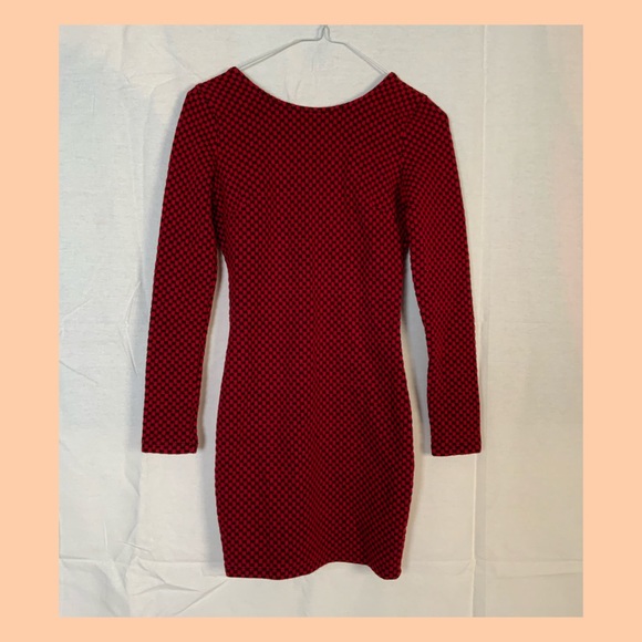 Checkered Backless Body-con Dress - Picture 2 of 3